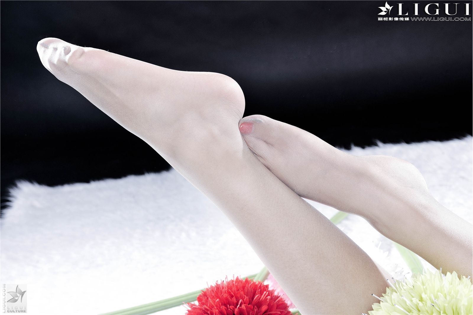 [Lijiang VIP] [2013.01.02] model Sishi sexy silk stockings beauty picture